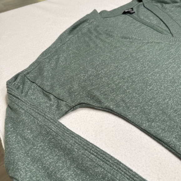 Buffalo David Bitton Green Ribbed V Neck Long Sleeve Sweater Size M #2157 - Picture 12 of 12